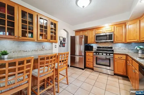 70 Lexington Avenue Cresskill NJ 07626