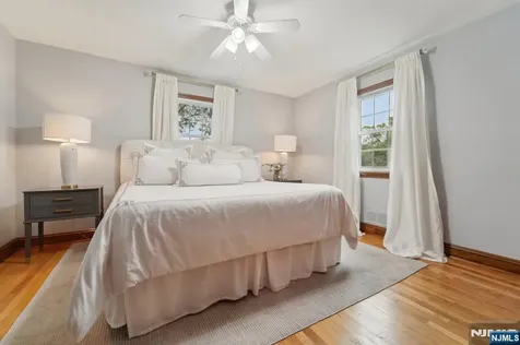 70 Lexington Avenue Cresskill NJ 07626