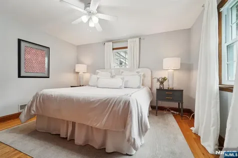 70 Lexington Avenue Cresskill NJ 07626