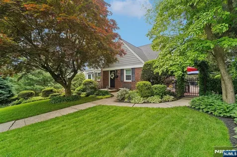 70 Lexington Avenue Cresskill NJ 07626