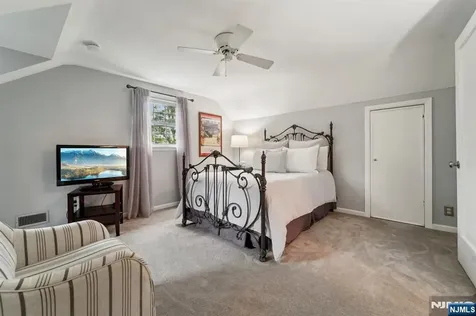 70 Lexington Avenue Cresskill NJ 07626