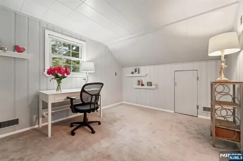 70 Lexington Avenue Cresskill NJ 07626