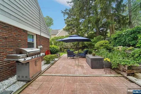 70 Lexington Avenue Cresskill NJ 07626