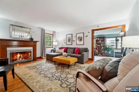 70 Lexington Avenue Cresskill NJ 07626