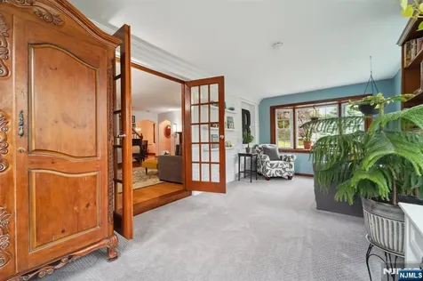 70 Lexington Avenue Cresskill NJ 07626