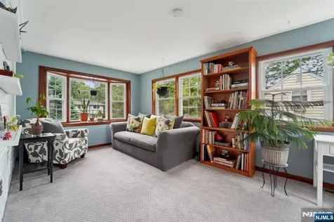 70 Lexington Avenue Cresskill NJ 07626