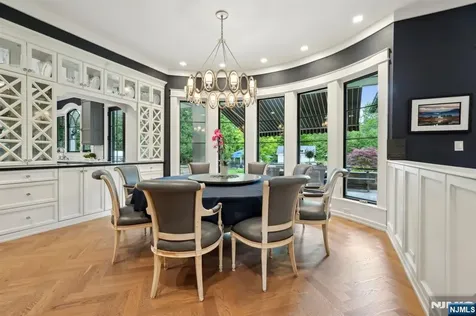 146 Chestnut Ridge Road Saddle River NJ 07458