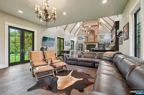146 Chestnut Ridge Road Saddle River NJ 07458