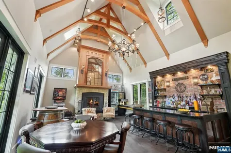 146 Chestnut Ridge Road Saddle River NJ 07458