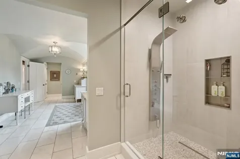 146 Chestnut Ridge Road Saddle River NJ 07458