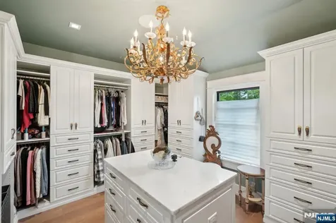 146 Chestnut Ridge Road Saddle River NJ 07458