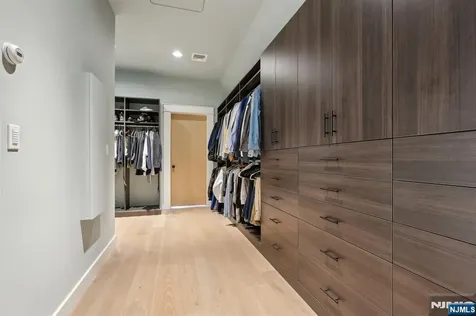 146 Chestnut Ridge Road Saddle River NJ 07458