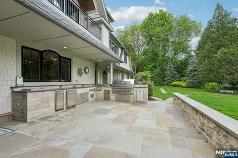 146 Chestnut Ridge Road Saddle River NJ 07458
