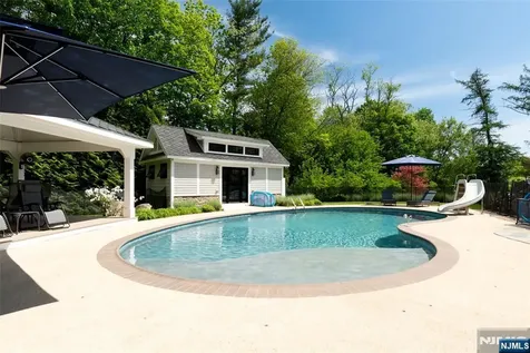 146 Chestnut Ridge Road Saddle River NJ 07458
