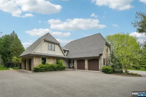 146 Chestnut Ridge Road Saddle River NJ 07458