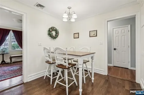 99 Algonquin Trail Oakland NJ 07436