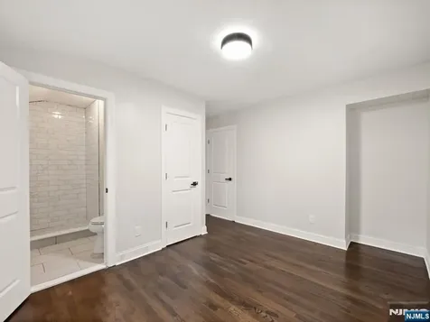 8 Surrey Lane East Brunswick NJ 08816