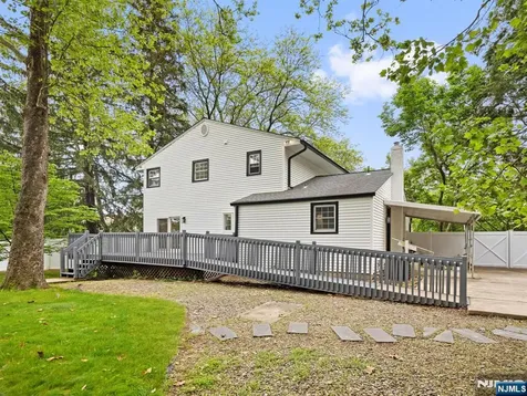 8 Surrey Lane East Brunswick NJ 08816