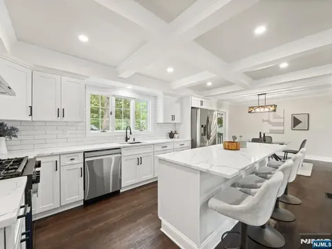 8 Surrey Lane East Brunswick NJ 08816