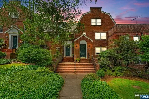 185 Palisade Avenue Englewood NJ 07631