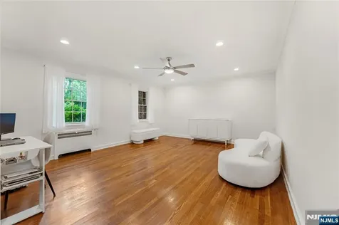 185 Palisade Avenue Englewood NJ 07631