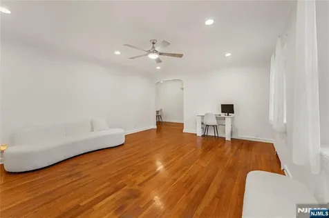 185 Palisade Avenue Englewood NJ 07631
