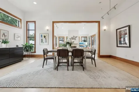435 Cypress Court New Milford NJ 07646