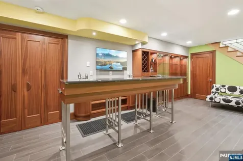 435 Cypress Court New Milford NJ 07646