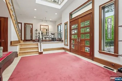435 Cypress Court New Milford NJ 07646