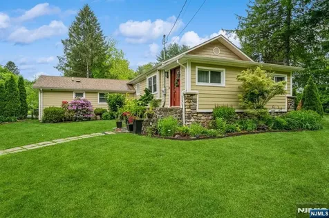 203 La Rue Road West Milford NJ 07435