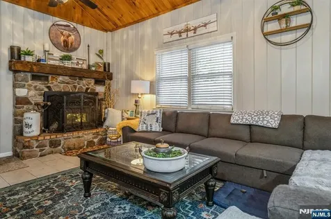 203 La Rue Road West Milford NJ 07435