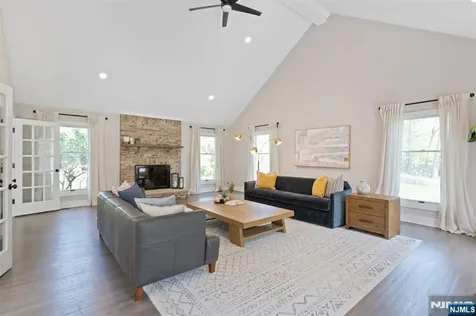 17 Doremus Road Mahwah NJ 07430