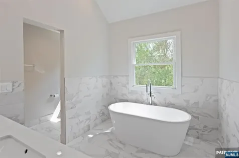 17 Doremus Road Mahwah NJ 07430