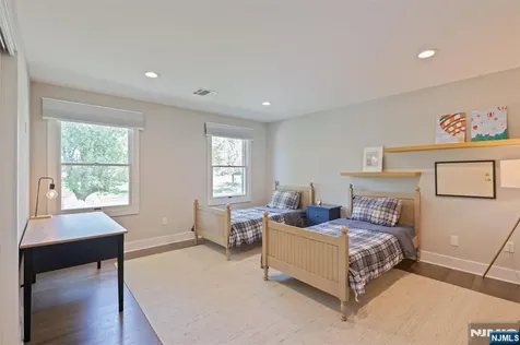 17 Doremus Road Mahwah NJ 07430