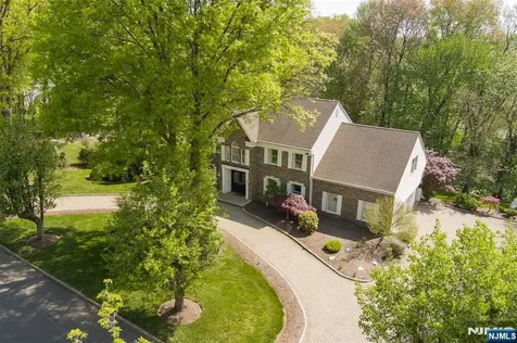 17 Doremus Road Mahwah NJ 07430