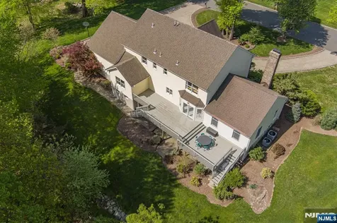 17 Doremus Road Mahwah NJ 07430