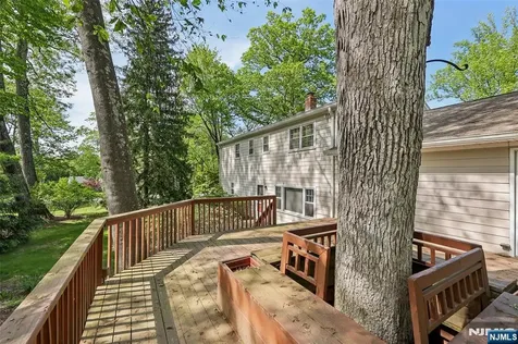 12 Colonial Drive Allendale NJ 07401