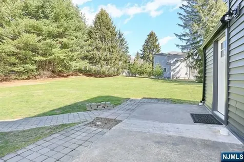 18 Etheridge Place Park Ridge NJ 07656
