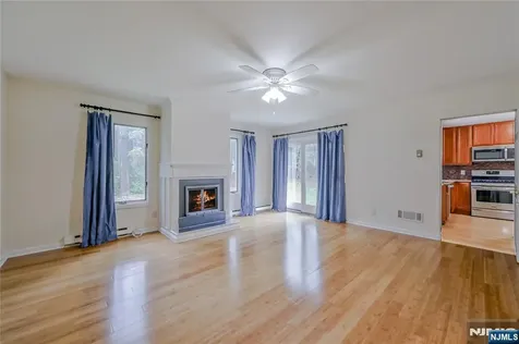 38 Pitcairn Avenue Ho-ho-kus NJ 07423