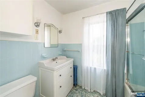 32 Martin Clifton NJ 07012