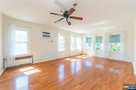 32 Martin Clifton NJ 07012