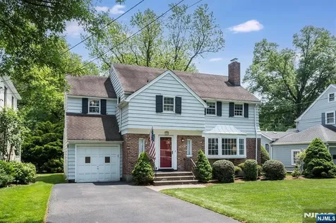 124 Central Avenue Glen Rock NJ 07452