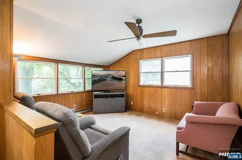 124 Central Avenue Glen Rock NJ 07452