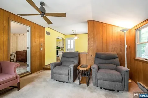 124 Central Avenue Glen Rock NJ 07452