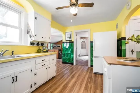 124 Central Avenue Glen Rock NJ 07452
