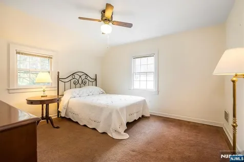 124 Central Avenue Glen Rock NJ 07452