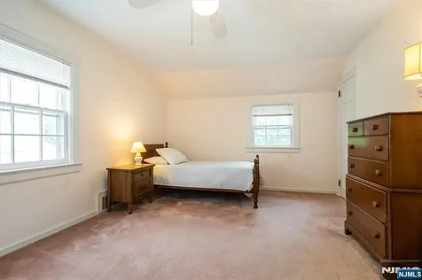 124 Central Avenue Glen Rock NJ 07452