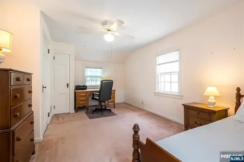 124 Central Avenue Glen Rock NJ 07452