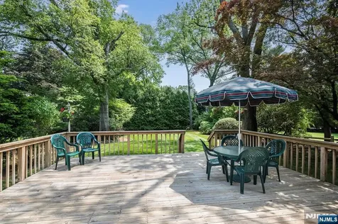 124 Central Avenue Glen Rock NJ 07452