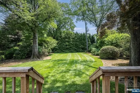 124 Central Avenue Glen Rock NJ 07452